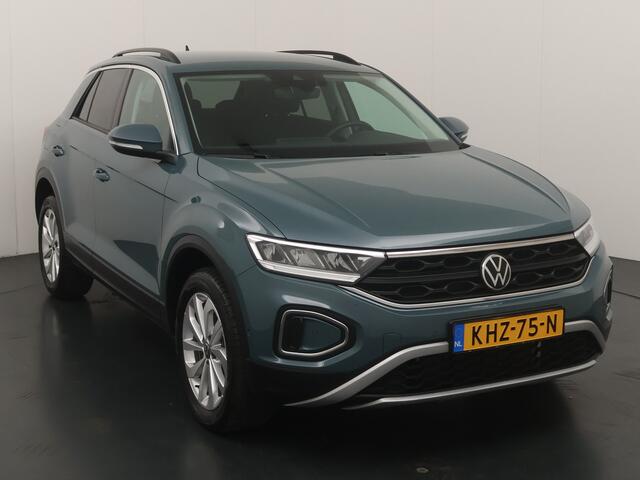 Volkswagen T-Roc 1.5 TSI Life Edition | AUTOMAAT | Adapt. Cruise | Clima | Camera | LED | Apple carplay // Android auto | Fabrieksgarantie t/m 03-2029 |