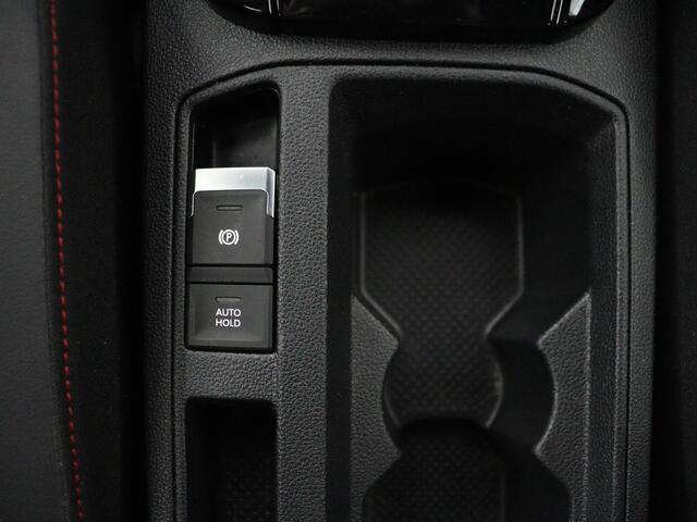 Volkswagen T-Roc 1.5 TSI Sport | Carplay | Virtual Cockpit | Full LED | Navigatie | Climate control | Parkeerhulp | 19'' lichtmetalen velgen | Bluetooth | Getint glas | Sportstuur