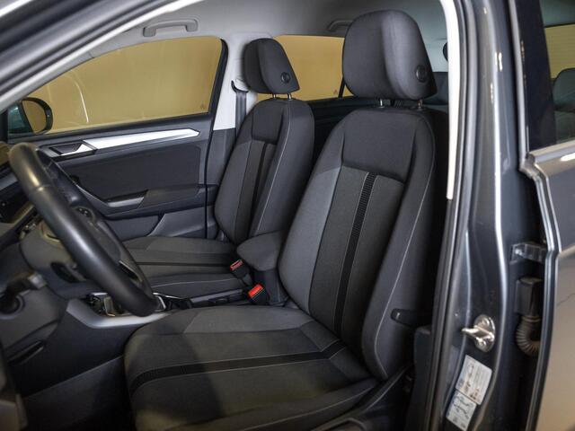 Volkswagen T-Roc 1.5 TSI Life / 150pk / Achteruitrij camera / Stoelverwarming /