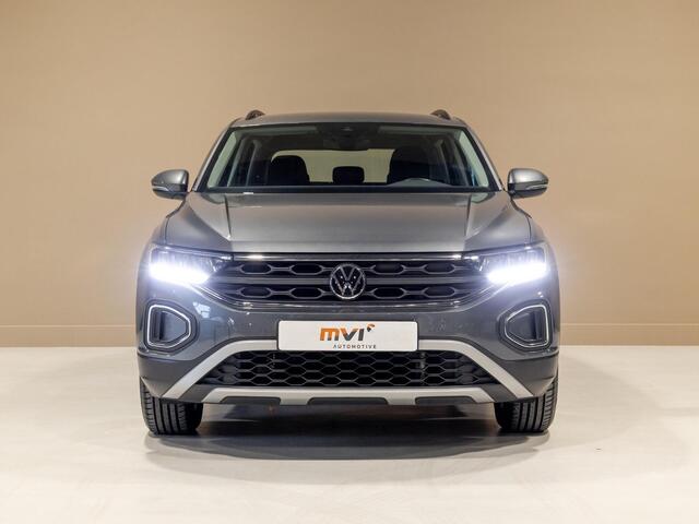 Volkswagen T-Roc 1.5 TSI Life / 150pk / Achteruitrij camera / Stoelverwarming /