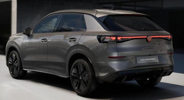 Volkswagen T-Roc 1.5 eTsi 150PK DSG R-Line First Edition / Resterende Fabrieksgarantie t/m 21-01 2030 / Black Style / Panoramadak / 19'' LMV / VW