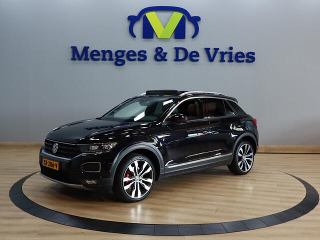 Volkswagen T-Roc 2.0 TSI 4Motion Sport Airco ECC | LED | Panorama | Leer | Virtual | Adaptive Cruise | 19" velgen | Trekhaak | Apple Carplay Android auto | Isofix | NAP |
