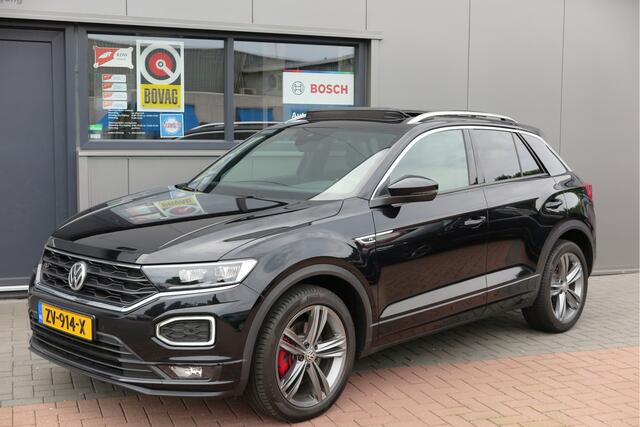 Volkswagen T-Roc 1.5 TSI 150pk DSG Sport Business R-Line , Pano , Virtual , Xenon, Leder, Navi , Carplay , LMV, PDC, Camera etc. etc