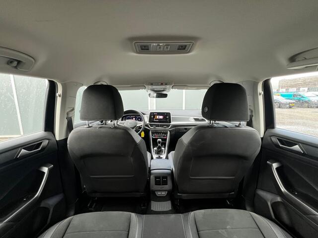 Volkswagen T-Roc 1.0TSI 115pk Style | ACC | IQ.Light | Climate | Carplay