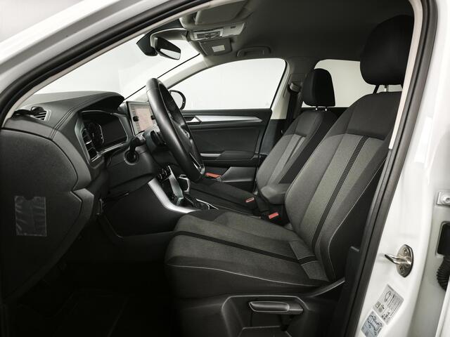 Volkswagen T-Roc 1.5 TSI Life | Camera | Navigatie | Adaptieve cruise | AppleCarplay | Digital Cockpit |