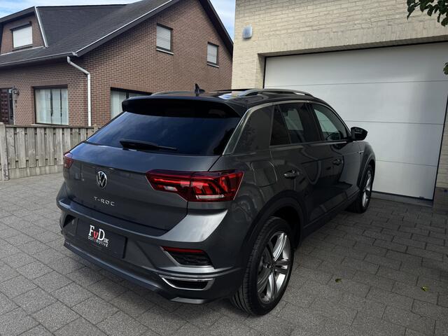 Volkswagen T-Roc 1.5 TSI 150pk DSG R-line Panoramadak VirtualCockpit ACC Carplay Sportstoelen Camera 18" Pdc