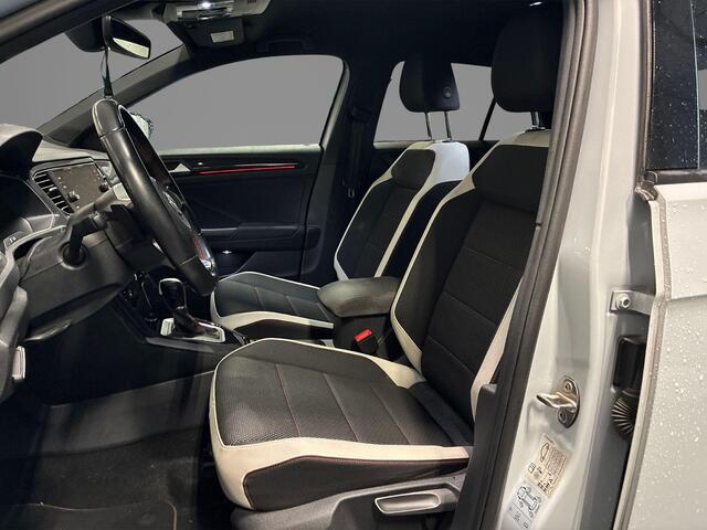 Volkswagen T-Roc 1.5 TSI 150pk DSG Sport · Camera · Apple/Android Car Play · Elek. Achterklep · Stoelverwarming · Cruise Control · Navigatie ·