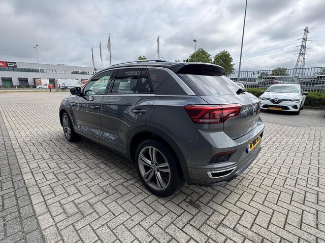 Volkswagen T-Roc 1.5 TSI Sport Business R | Pano | Navigatie | Carplay | Leer |