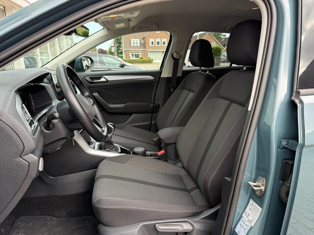 Volkswagen T-Roc 1.0 TSI Life Business I Carplay I Clima I Stoelverwarming I Digitale cockpit I LED