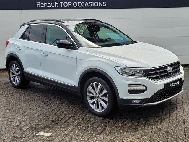 Volkswagen T-Roc 1.5 TSI Sport | Automaat | Trekhaak | Stoelverwarming | Navigatie | Camera