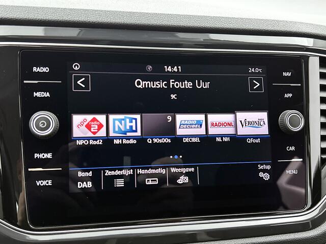 Volkswagen T-Roc 1.5 TSI Sport | 18" LMV | All-Season banden | Elektrische Achterklep | BTW-Voertuig |