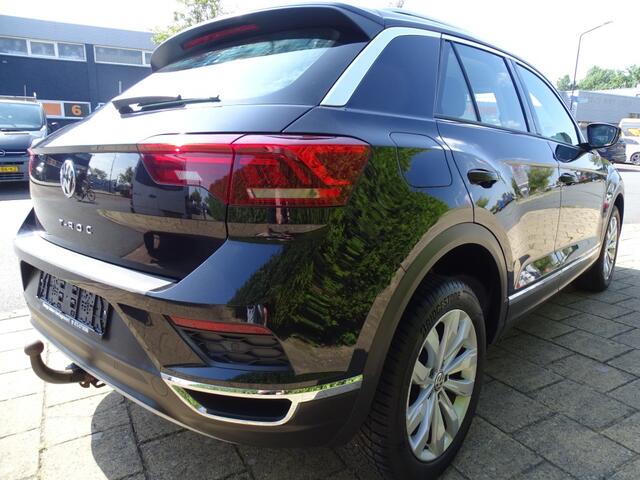 Volkswagen T-Roc 1.5 TSI -Automaat-Navi-Carplay-Usb-Blth-Pdc-Media app