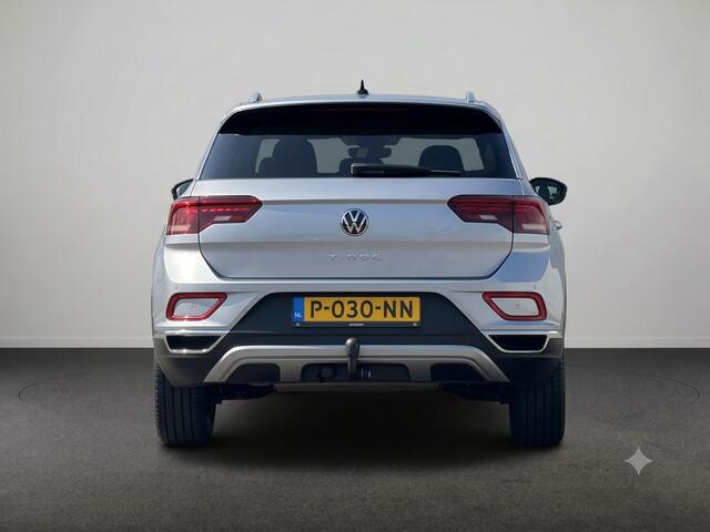 Volkswagen T-Roc 1.5 TSI Style | Stoelverwarming | Achteruitrijcamera | IQ Matrix Koplampen | Carplay | Navigatie |