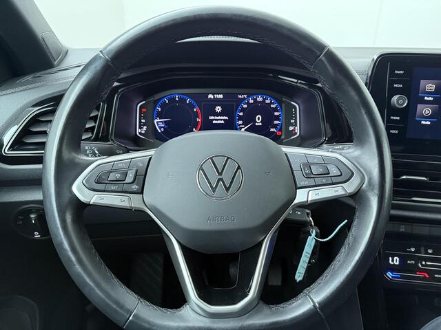 Volkswagen T-Roc 1.5 TSI Style | 150 PK | Adaptive cruise control | Achteruitrijcamera | 18" velgen | Apple Carplay/Android Auto |