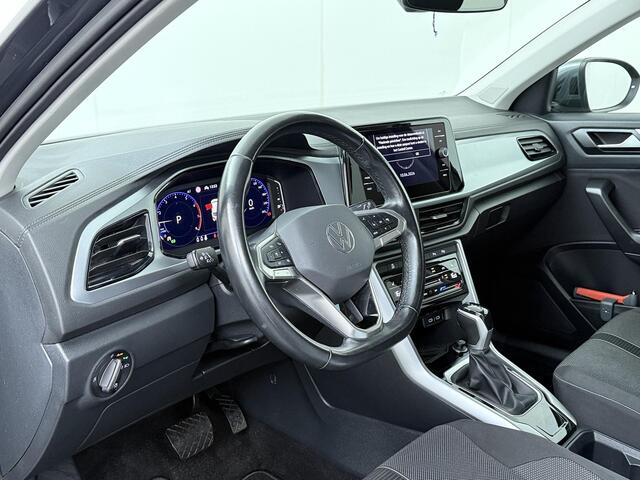 Volkswagen T-Roc 1.5 TSI Life Business | 150 PK | Automaat | Trekhaak | Achteruitrijcamera | Stoelverwarming | Dodehoek detectie |