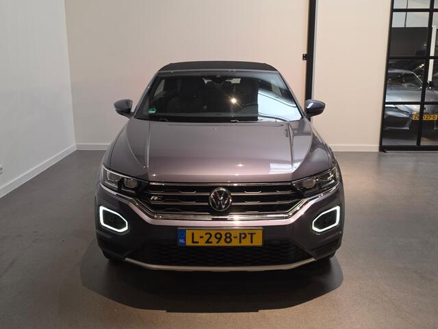 Volkswagen T-Roc Cabrio 1.5 TSI R-Line Stoel & Stuurverwarming - Apple Carplay/Android Auto - Adaptive Cruise