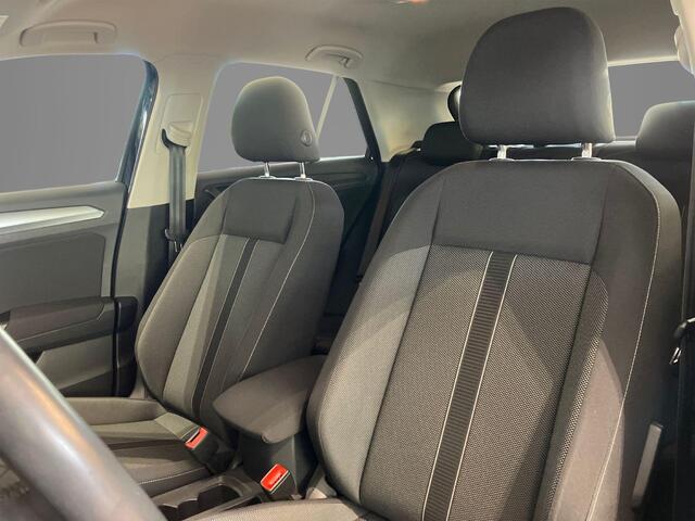 Volkswagen T-Roc 1.0TSI/110PK Life 75 Edition · Apple/Android Car Play · Camera + Parkeersensoren · LED
