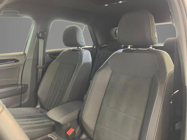 Volkswagen T-Roc 1.5eTSI/150PK R-Line DSG · Navigatie · Apple/Android Car Play · Trekhaak · Stoelverwarming · Garantie t/m 02-07-2027
