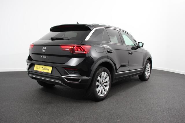 Volkswagen T-Roc 1.5 TSI DSG Sport 150 PK Navigatie Apple Carplay/Android Auto Climate Control Camera Adaptive Cruise Control Electrisch bedienbare achterklep