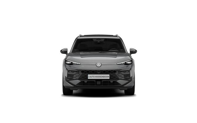 Volkswagen T-Roc R-Line First Edition | 'App-Connect' draadloze smartphone integratie | 30,5 cm display met 2D en 3D weergave | Achterklep, elektrisch, met sensorgestuurde opening (Easy Open)