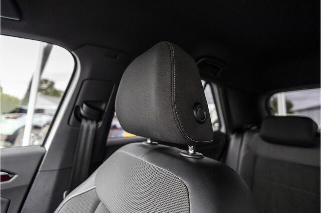 Volkswagen T-Roc 1.5 TSI R-Line | Ergo-stoel | Camera | Carplay