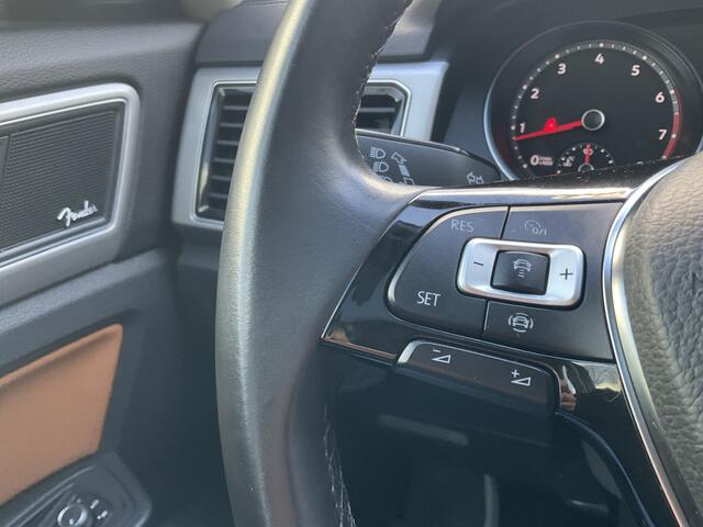 Volkswagen TERAMONT 3.6 VR6 277pk 7-Pers Pano Memory Stoelverw+Ventilatie 360° Leer BOMVOL!