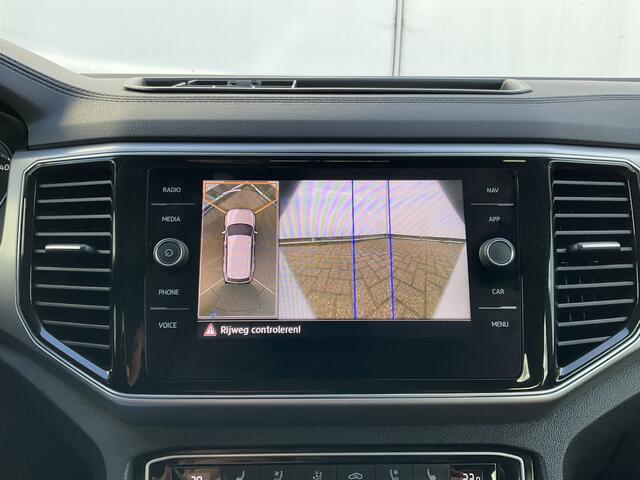Volkswagen TERAMONT 3.6 VR6 277pk 7-Pers Pano Memory Stoelverw+Ventilatie 360° Leer BOMVOL!