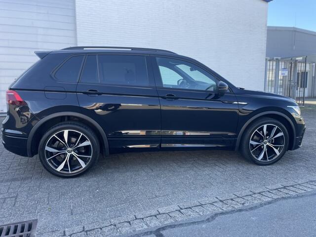 Volkswagen TIGUAN 1.5 TSI 3X R-Line Black style