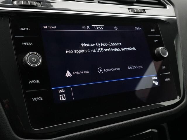 Volkswagen TIGUAN 1.5 TSI 150 pk DSG R-Line Business+ | Black Style | Panoramadak | Adaptieve onderstelregeling (DCC) | IQ Light | Achteruitrijcamera | Adpative Cruise | Carplay | DAB | 20 inch