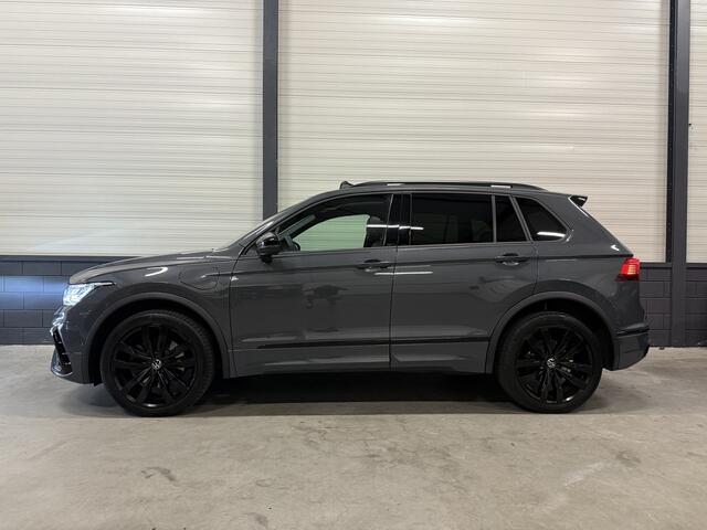 Volkswagen TIGUAN 1.4 TSI eHybrid R-Line DELFINGRAU/VIENNA-LEER/PANO/HEAD-UP/IQ-LIGHT/20"BLACK/ACC/SFEER/VIRTUAL/MEMORY/TREKHAAK/BLACK-STYLE EXTERIEUR/PPF-FOLIE/NET OH BEURT GEHAD BIJ VW DEALER