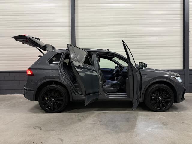 Volkswagen TIGUAN 1.4 TSI eHybrid R-Line DELFINGRAU/VIENNA-LEER/PANO/HEAD-UP/IQ-LIGHT/20"BLACK/ACC/SFEER/VIRTUAL/MEMORY/TREKHAAK/BLACK-STYLE EXTERIEUR/PPF-FOLIE/NET OH BEURT GEHAD BIJ VW DEALER