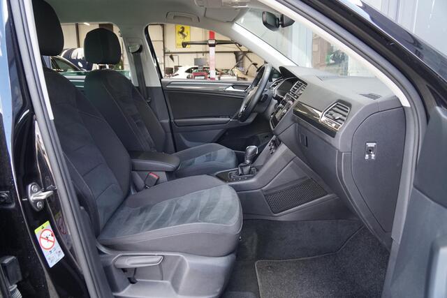 Volkswagen TIGUAN 1.4 TSI ACT Highline AUT. + CAMERA / TREKHAAK / VIRTUAL COCKPIT / 1e EIGENAAR