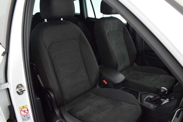 Volkswagen TIGUAN 1.5 TSI 150pk DSG ACT R-Line Highline Virtual Cockpit Stoelverwarming Keyless Panoramadak Navigatie