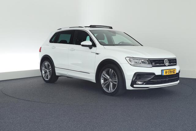 Volkswagen TIGUAN 1.5 TSI 150pk DSG ACT R-Line Highline Virtual Cockpit Stoelverwarming Keyless Panoramadak Navigatie