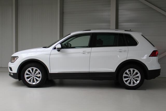 Volkswagen TIGUAN 1.4 TSI Comfortline Business Navigatie | Cruise Control | Lichtmetalen velgen | Stoelverwarming