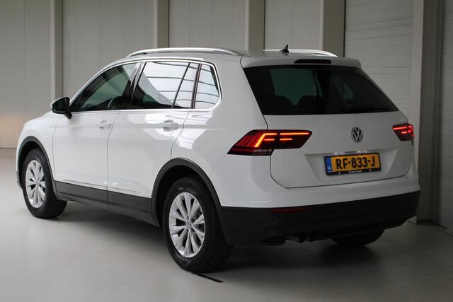 Volkswagen TIGUAN 1.4 TSI Comfortline Business Navigatie | Cruise Control | Lichtmetalen velgen | Stoelverwarming