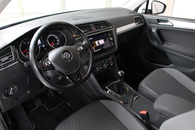 Volkswagen TIGUAN 1.4 TSI Comfortline Business Navigatie | Cruise Control | Lichtmetalen velgen | Stoelverwarming