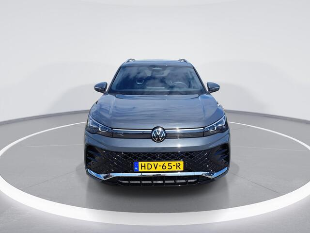 Volkswagen TIGUAN 1.5 eHybrid R-Line Edition 204 pk 6 versn. DSG · Assistance Pakket · Comfort Pakket · Koplampverlichting HD-matrix (IQ.LIGHT) ·