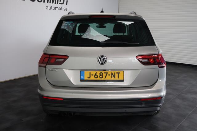 Volkswagen TIGUAN 1.5 TSI ACT CL Business | Camera | LED