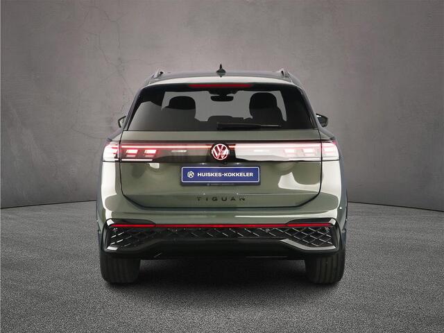 Volkswagen TIGUAN R-Line Edition 1.5 TSI eHybrid 272pk DSG Automaat Trekhaak, Black Style, Panoramadak, Navigatie, Adaptive cruise control, 360 camera, LED matrix koplampen