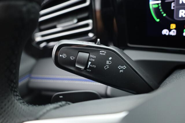 Volkswagen TIGUAN 1.5 eHybrid R-Line Black Style 272pk | Pano | Massage | Adapt. Cruise | Elek. Trekhaak | IQ. Light | Camera | Keyless