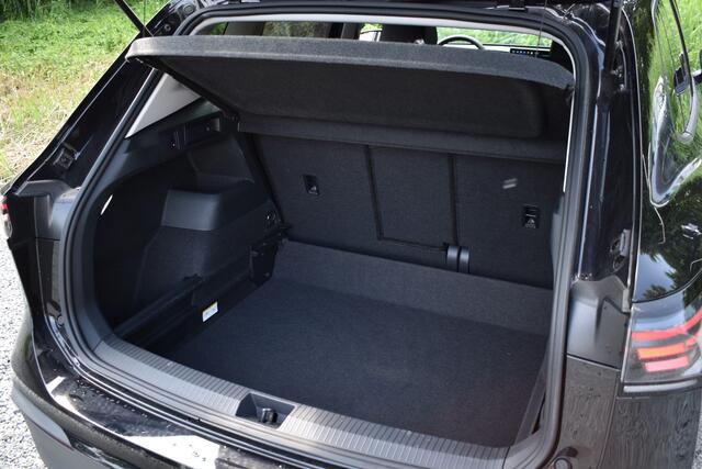 Volkswagen TIGUAN 1.5 eTSI LIFE TREKHAAK | CAMERA | STUUR VERW.