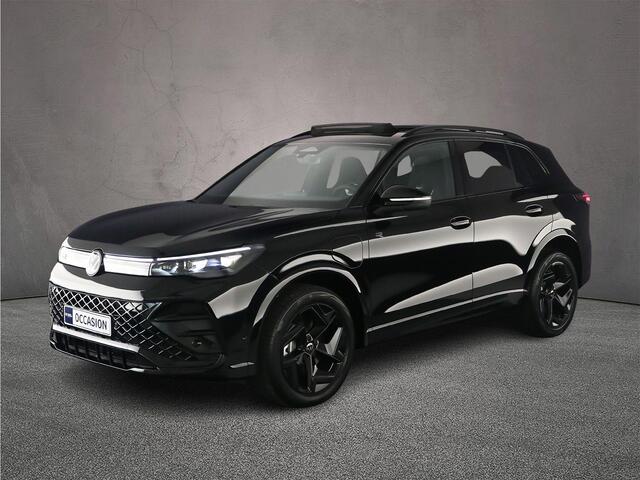 Volkswagen TIGUAN R-Line Edition 1.5 TSI eHybrid 272pk DSG Automaat Trekhaak, Panoramadak, Adaptive cruise control, Black Style, Achteruitrijcamera, Elektrische achterklep
