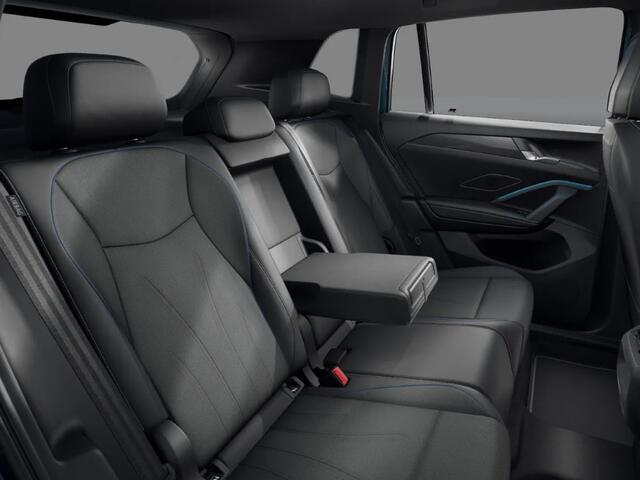 Volkswagen TIGUAN R-Line Edition 1.5 eHybrid 272 pk 6 versn. DSG · Black style pakket · Comfort pakket · Trekhaak incl. aanhangermanoeuvreerhulp (trailer assist) · Incl. Inruilvoordeel ·