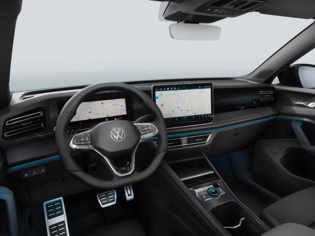 Volkswagen TIGUAN R-Line Edition 1.5 eHybrid 272 pk 6 versn. DSG · Black style pakket · Comfort pakket · Trekhaak incl. aanhangermanoeuvreerhulp (trailer assist) · Incl. Inruilvoordeel ·