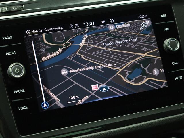 Volkswagen TIGUAN 1.4 TSIeHybrid 180kW/245PK Life DSG · Navigatie · Apple Car Play · Parkeersensoren