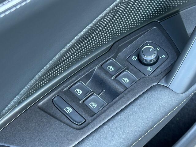 Volkswagen TIGUAN 1.5 eTSI 150pk Elegance | 360 Camera | Trekhaak | Elek. Achterklep | Dode hoek | Rijklaar incl. garantie