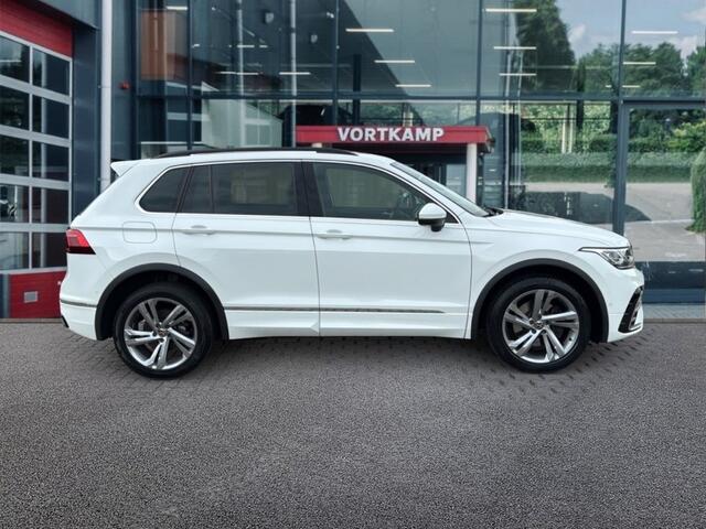 Volkswagen TIGUAN 1.4 TSI DSG R-LINE E-HYBRID PANO-DAK/TREKHAAK/CAMERA/NAVI/CARPLAY/ACC