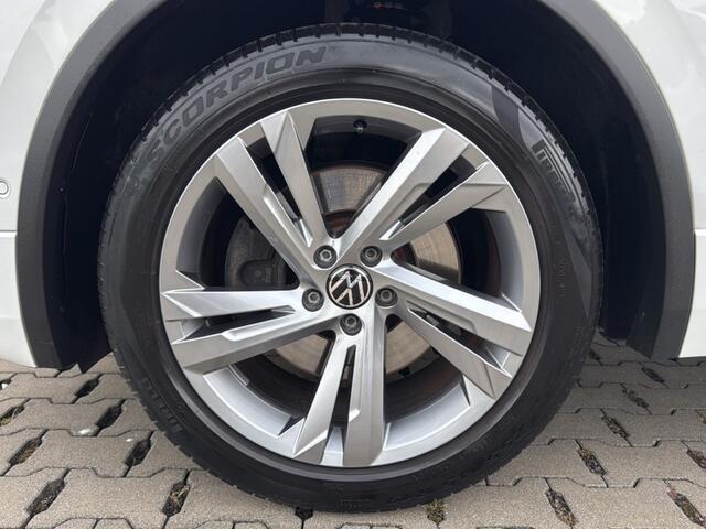Volkswagen TIGUAN 1.4 TSI DSG R-LINE E-HYBRID PANO-DAK/TREKHAAK/CAMERA/NAVI/CARPLAY/ACC