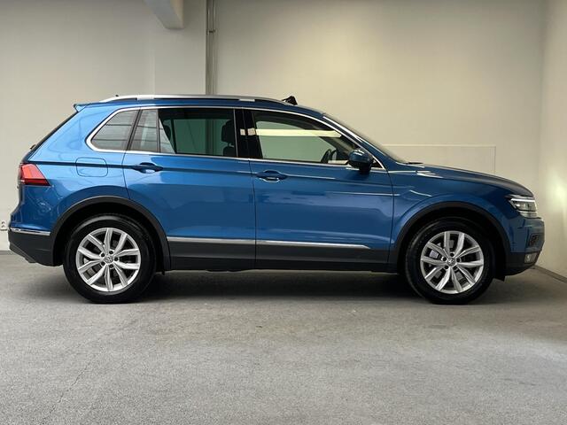 Volkswagen TIGUAN 2.0 TSI 4Motion Highline | 1e-EIG. | PANO | TREKHAAK | LEDER | 360 CAMERA |